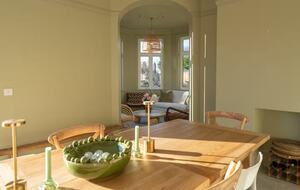 Turreted Luxury by the Sea in Isle of Wight - Totland Bay, Isle of Wight, United Kingdom