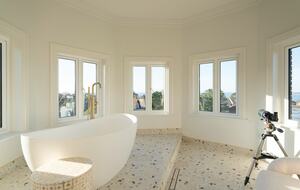 Turreted Luxury by the Sea in Isle of Wight - Totland Bay, Isle of Wight, United Kingdom