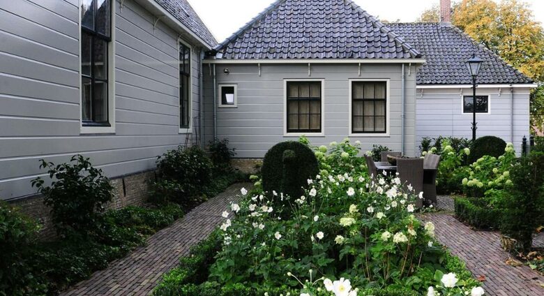 A Lakeside Sanctuary Near Amsterdam - Broek in Waterland, Netherlands