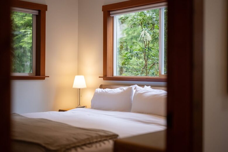 Tranquil Hideaway Near Tofino’s Best Beaches - Tofino, Canada