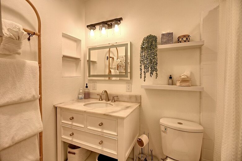 DuneSide Bungalow | A Cozy Walk-to-Beach Escape - Oxnard, California