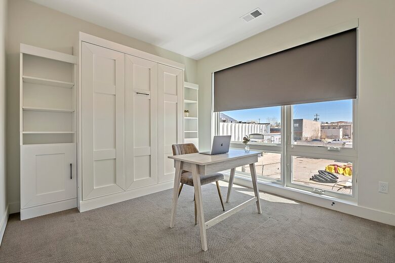 Bright Retreat with Rocky Mountain Backdrop - Denver, Colorado