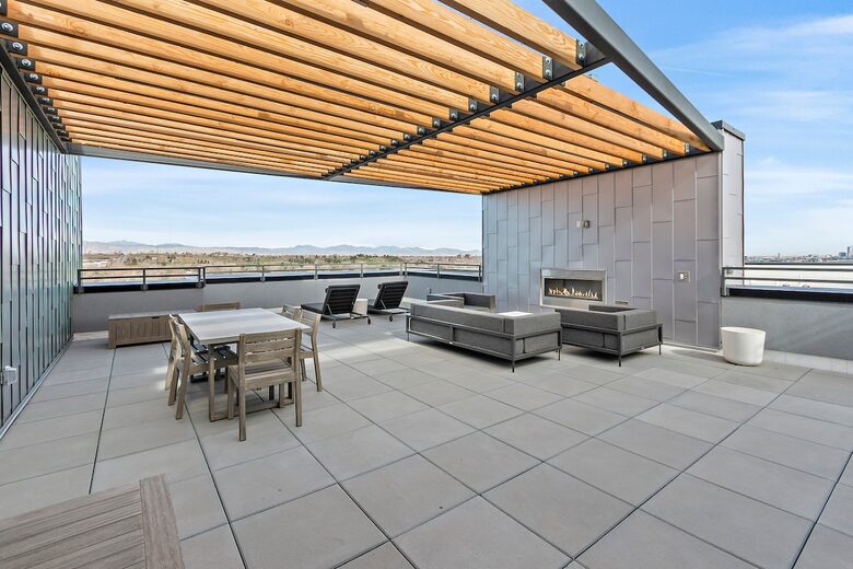 Bright Retreat with Rocky Mountain Backdrop - Denver, Colorado