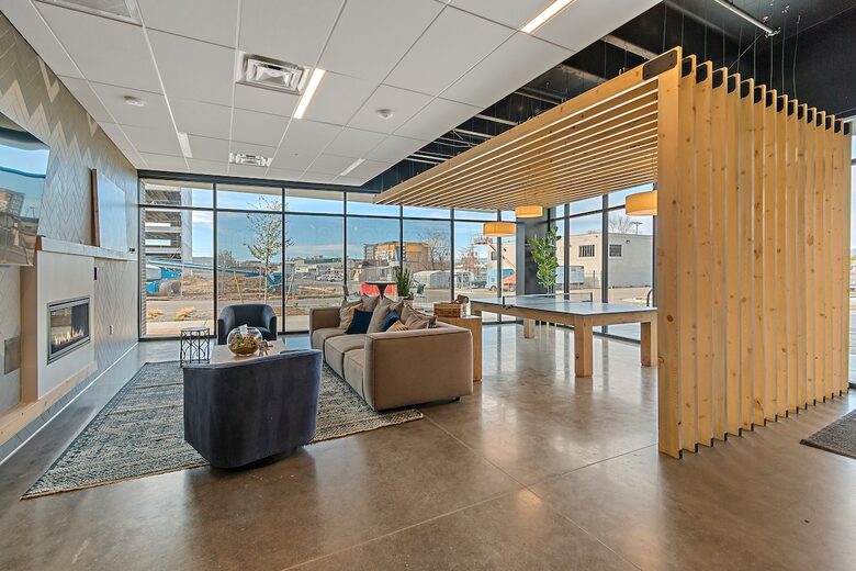 Bright Retreat with Rocky Mountain Backdrop - Denver, Colorado