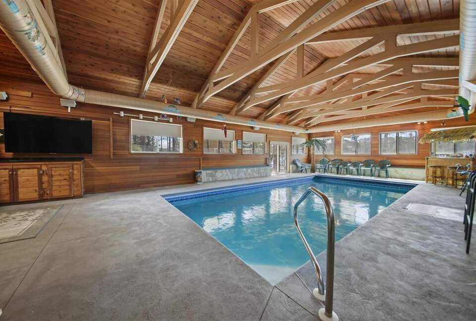 Smith's Point Retreat on Lake Winnipesaukee with Indoor Pool - Alton Bay, New Hampshire