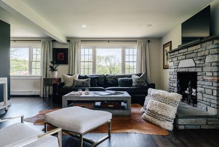 Historic Farm Stay with Forest Trails & Pasture Views - North Stonington, Connecticut