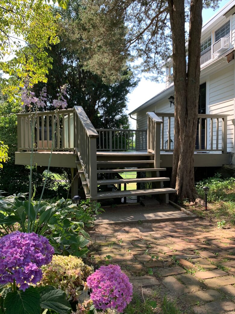 Historic Farm Stay with Forest Trails & Pasture Views - North Stonington, Connecticut