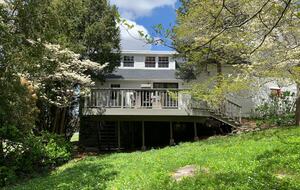 Historic Farm Stay with Forest Trails & Pasture Views - North Stonington, Connecticut