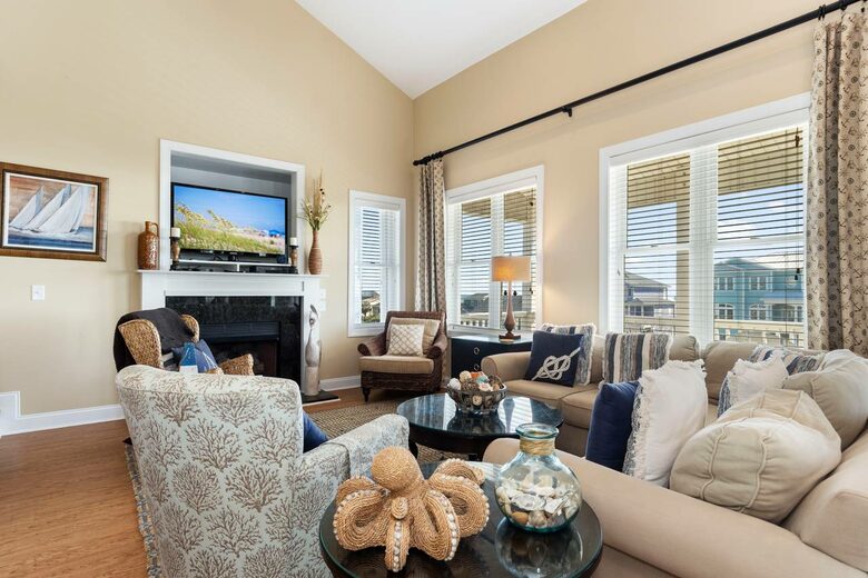 Coastal Elegance with Ocean Views & Private Pool Retreat - Emerald Isle, North Carolina