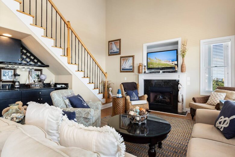 Coastal Elegance with Ocean Views & Private Pool Retreat - Emerald Isle, North Carolina