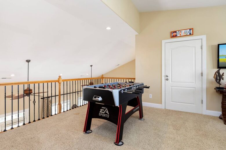 Coastal Elegance with Ocean Views & Private Pool Retreat - Emerald Isle, North Carolina