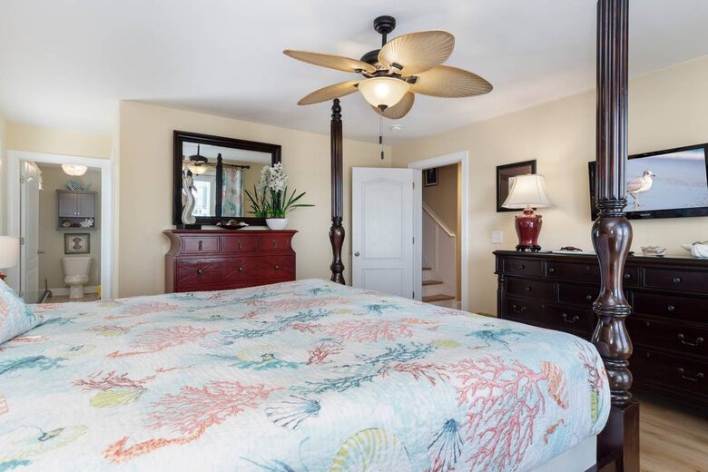 Coastal Elegance with Ocean Views & Private Pool Retreat - Emerald Isle, North Carolina