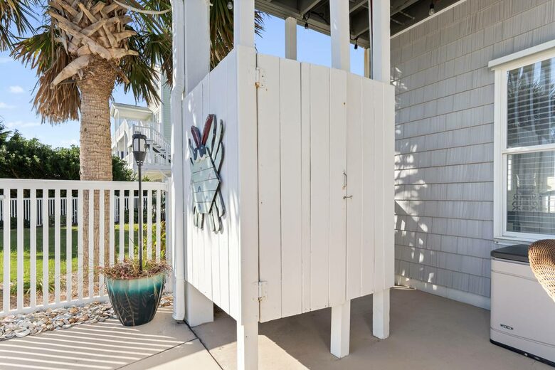 Coastal Elegance with Ocean Views & Private Pool Retreat - Emerald Isle, North Carolina