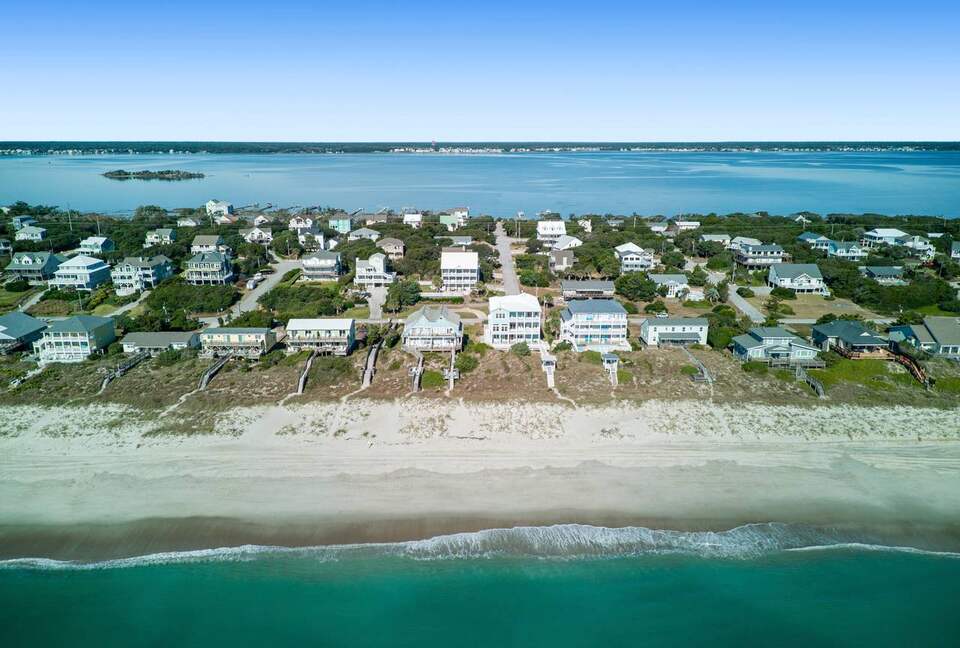 Coastal Elegance with Ocean Views & Private Pool Retreat - Emerald Isle, North Carolina