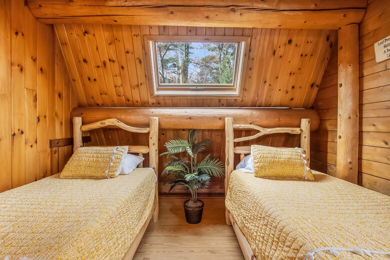 Smith's Point Retreat on Lake Winnipesaukee with Indoor Pool - Alton Bay, New Hampshire