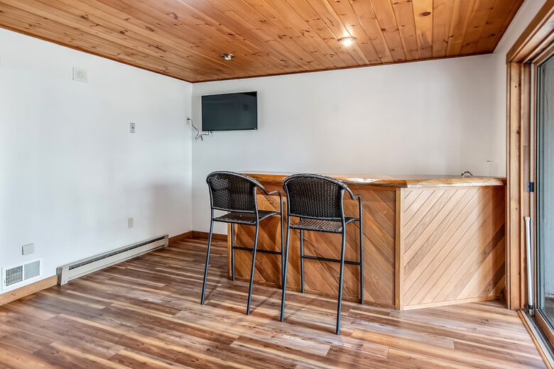 Smith's Point Retreat on Lake Winnipesaukee with Indoor Pool - Alton Bay, New Hampshire