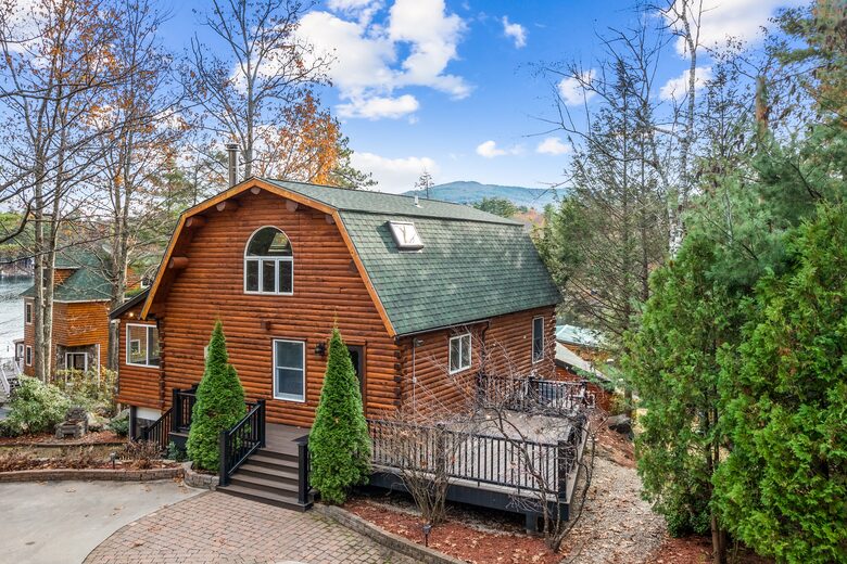 Smith's Point Retreat on Lake Winnipesaukee with Indoor Pool - Alton Bay, New Hampshire