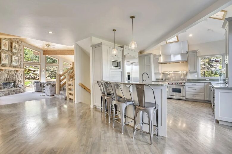 Modern Mountain Elegance in Park City - Park City, Utah