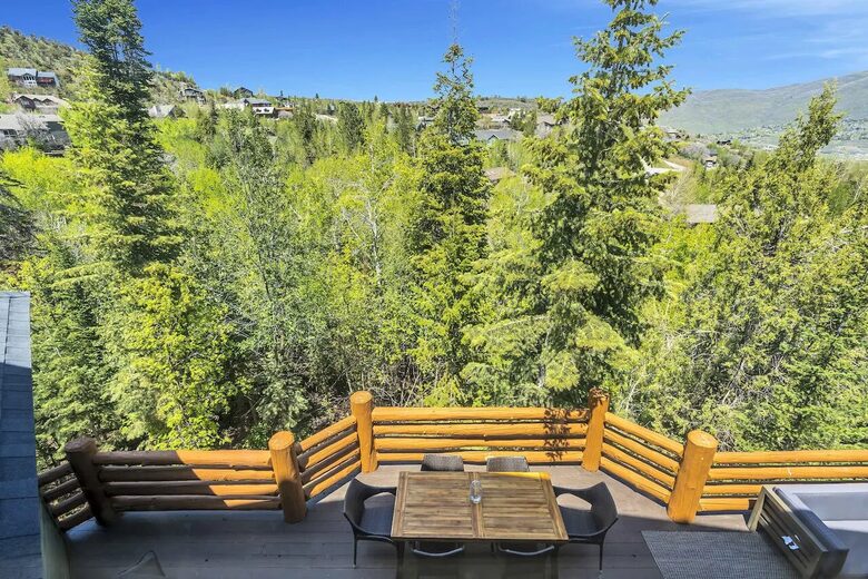 Modern Mountain Elegance in Park City - Park City, Utah