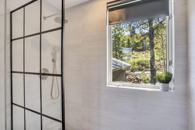 Modern Mountain Elegance in Park City - Park City, Utah