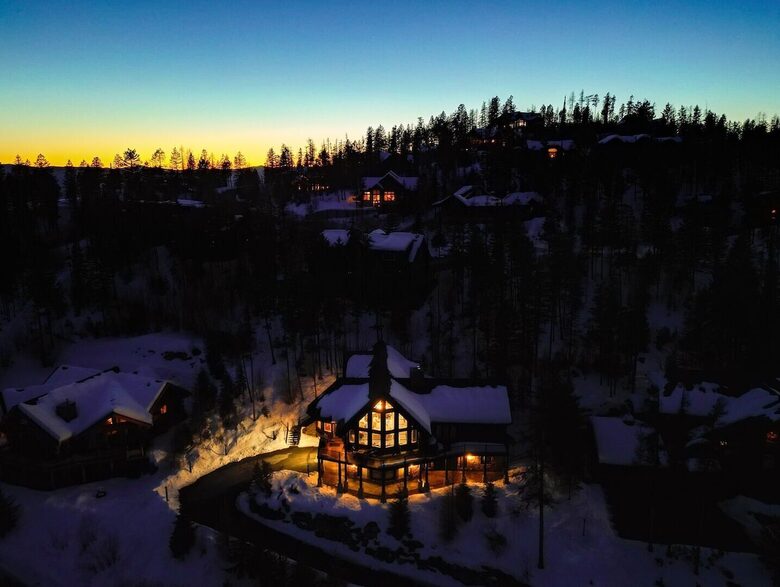 Heavenly Mountain Chalet | Ski-In Sophistication on Big Mountain - Whitefish, Montana