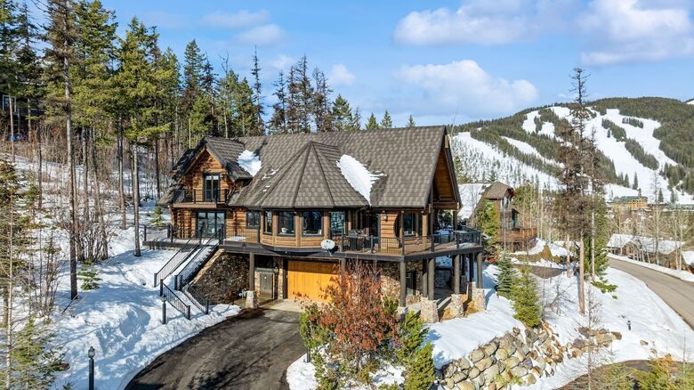 Heavenly Mountain Chalet | Ski-In Sophistication on Big Mountain - Whitefish, Montana