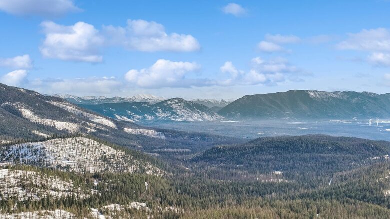 Heavenly Mountain Chalet | Ski-In Sophistication on Big Mountain - Whitefish, Montana