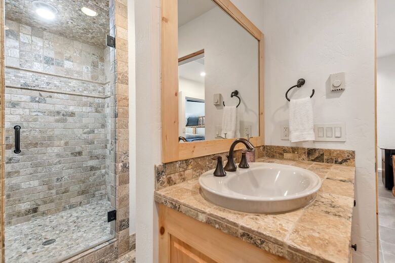 Heavenly Mountain Chalet | Ski-In Sophistication on Big Mountain - Whitefish, Montana