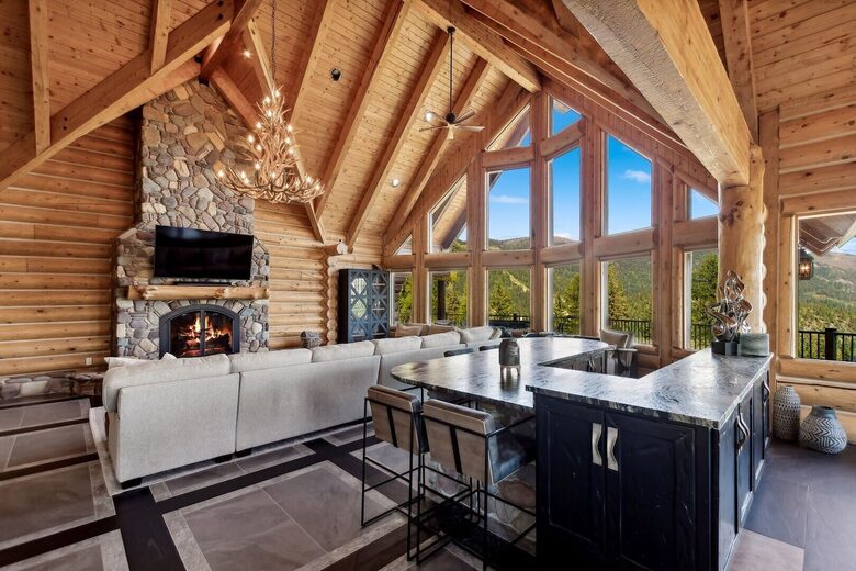 Heavenly Mountain Chalet | Ski-In Sophistication on Big Mountain - Whitefish, Montana