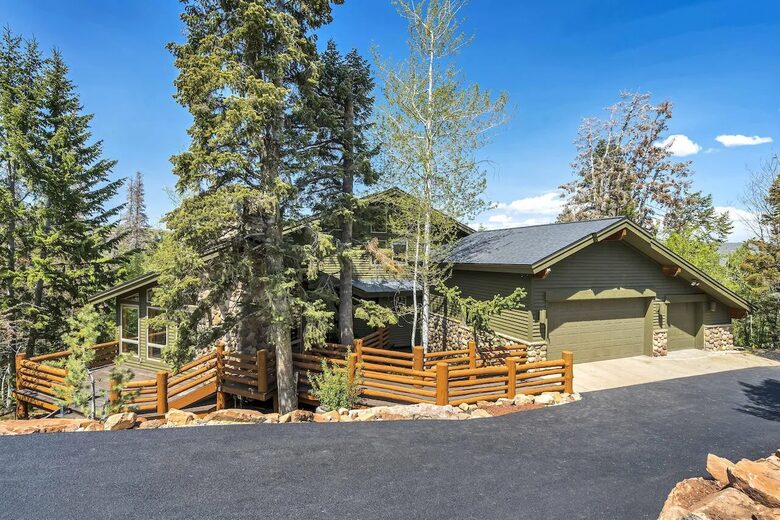Modern Mountain Elegance in Park City - Park City, Utah
