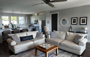Main Living area Den/Kitchen