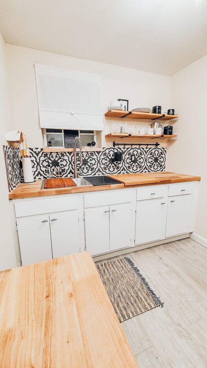 Bright & Stylish Apartment in a Walkable Neighborhood - Charleston, South Carolina