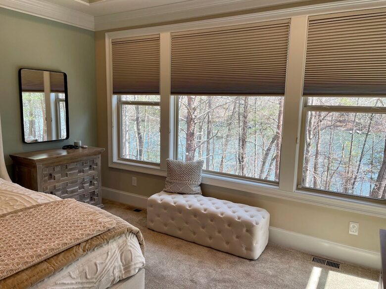 Elegant Lakefront Escape with Private Double Dock - Gainesville, Georgia