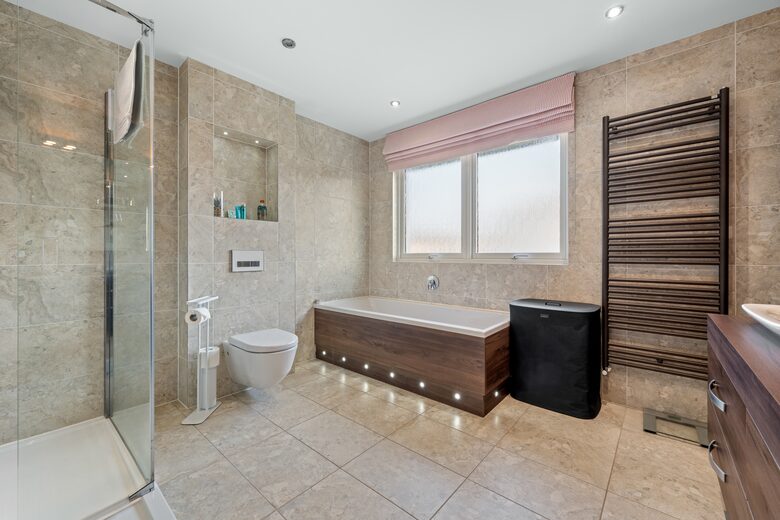 Glengarth Villa next to 5* Gleneagles Hotel, Perthshire, Scotland. - Auchterarder, Perthshire, United Kingdom