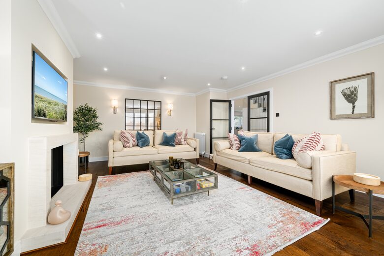 Glengarth Villa next to 5* Gleneagles Hotel, Perthshire, Scotland. - Auchterarder, Perthshire, United Kingdom
