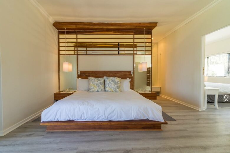 Sophisticated Coastal Haven with Pool & Sea Views - Umdloti, Durban, South Africa