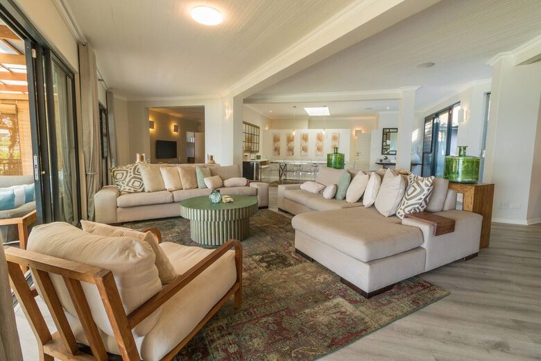 Sophisticated Coastal Haven with Pool & Sea Views - Umdloti, Durban, South Africa