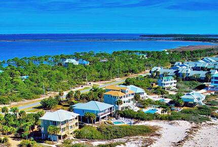 Spacious Beach Escape on St. George Island - Eastpoint, Florida