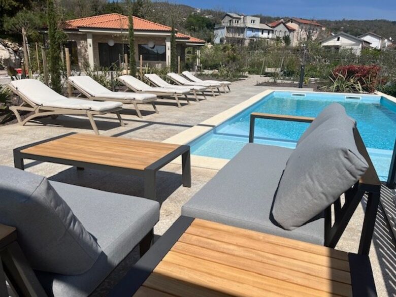 A Serene Stone Villa with Adriatic Sea Views - Poljane, Croatia