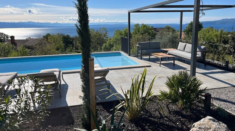 A Serene Stone Villa with Adriatic Sea Views - Poljane, Croatia