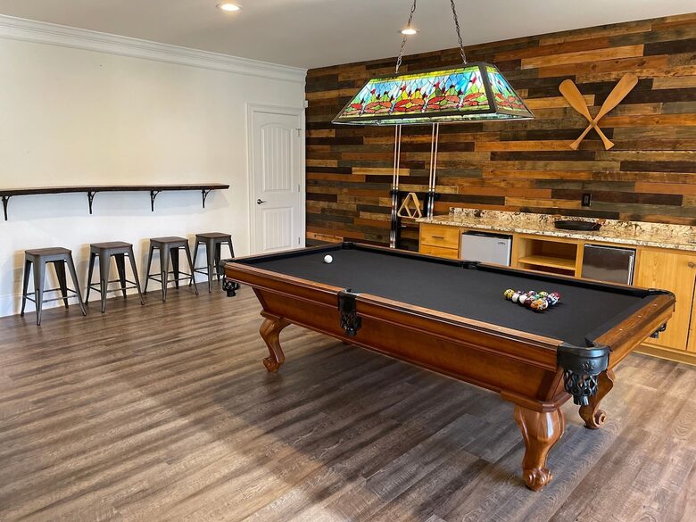 Elegant Lakefront Escape with Private Double Dock - Gainesville, Georgia
