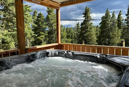 Scandinavian-Inspired Chalet in the Colorado Rockies - Idaho Springs, Colorado