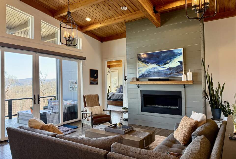 Main Floor TV Space - Samsung Frame TV