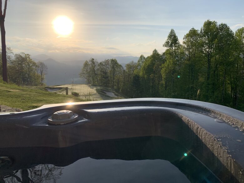 Hot Tub with Stunning Views