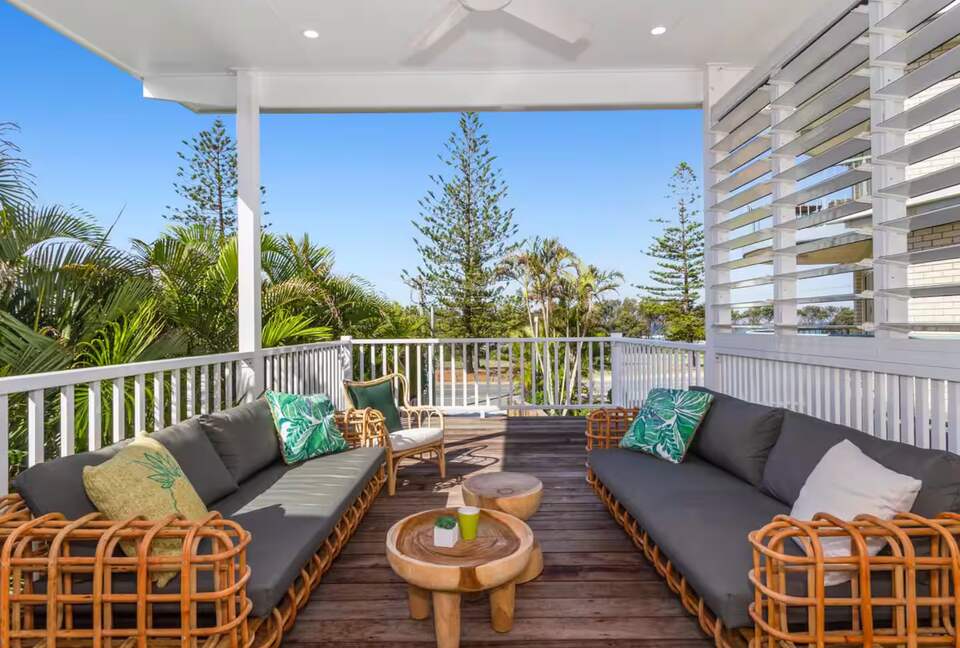 Timeless Coastal Luxury Steps from the Sand - Kingscliff, Australia