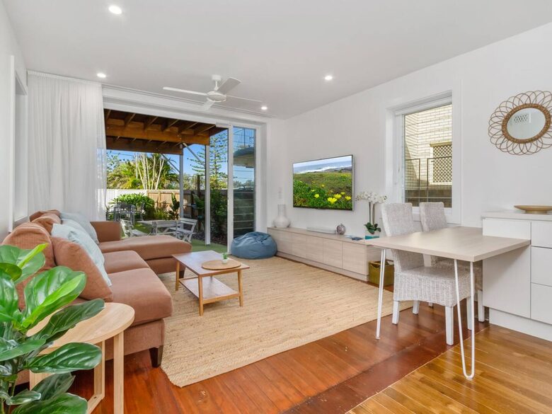 Timeless Coastal Luxury Steps from the Sand - Kingscliff, Australia