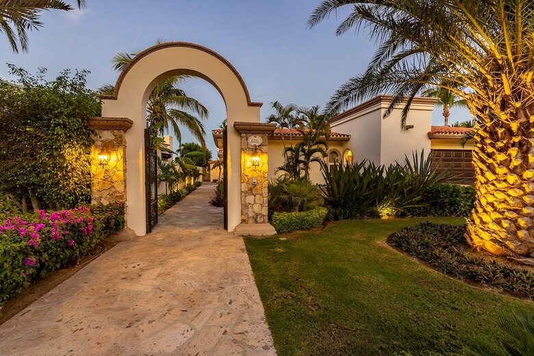 An Elevated Escape in Cabo’s Prestigious Palmilla Community - San Jose del Cabo, Mexico