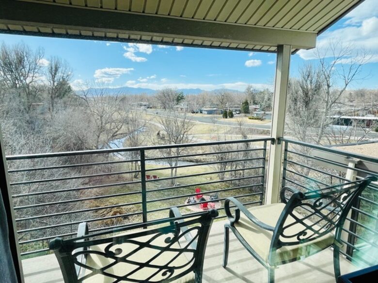 Arvada Retreat - Arvada, Colorado