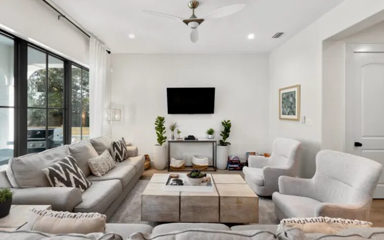 Sapphire Bay: Stylish 30A Retreat in Seagrove Beach - Santa Rosa Beach, Florida