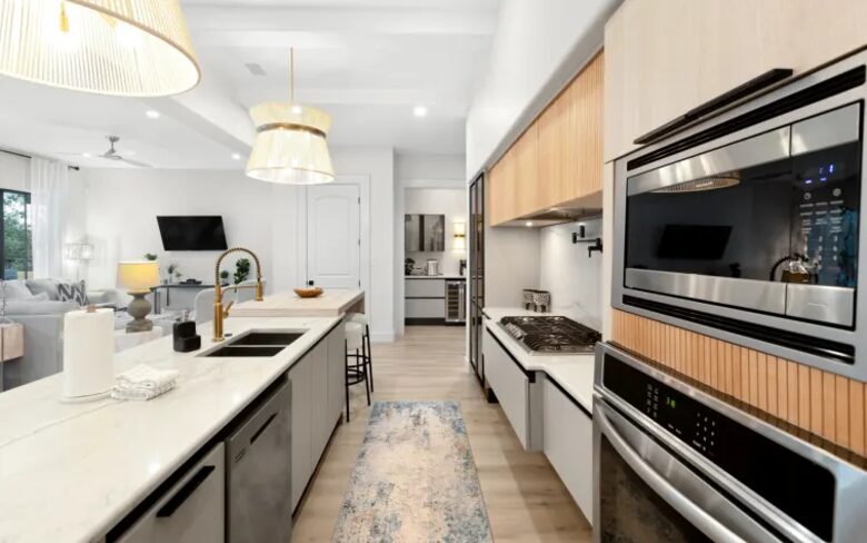 Sapphire Bay: Stylish 30A Retreat in Seagrove Beach - Santa Rosa Beach, Florida